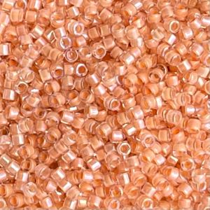Delica Bd Lined Flesh Ab