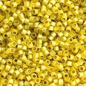 Delica Bead SilverLined Duracoat S/F Citron