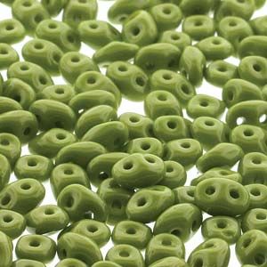 SuperDuo 2x5mm Opaque Green Dk x 10 grs