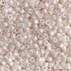Delica Bead Matte Opaque Bisque White AB