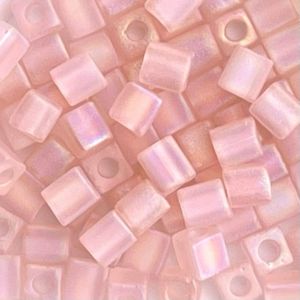 Square 4mm Matte Transparent Lt Tea Rose AB