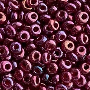 Toho Magatama 3mm Gold-Lustered Raspberry