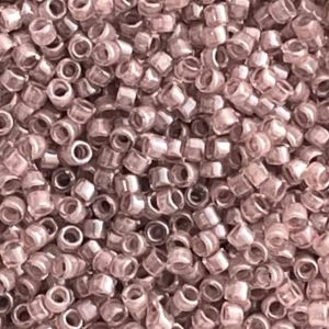 Treasure Lavender-Lined Crystal x 10 grs