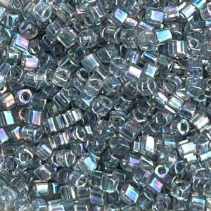 Toho Cube 1,5mm Transparent Rainbow Black Diamond