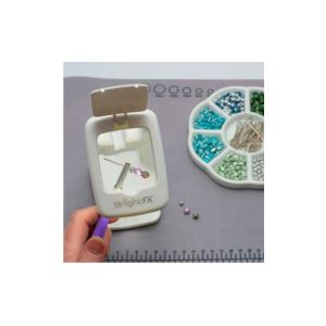 Travel Magnifier Led Lamp – Lupa Portátil con Iluminación LED